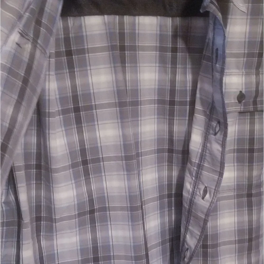 The North Face Men’s button front shirt Size S‎